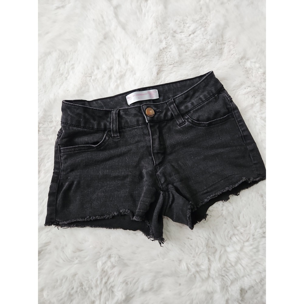 No Boundaries Black Denim Cutoff Shorts Size 1 Frayed Hem Low Rise Boho Festival